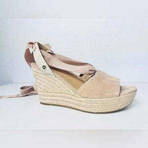 UGG Womens Shiloh Size 9 Espadrille Sandal Wedge Lace Up Platform Boho Fairycore